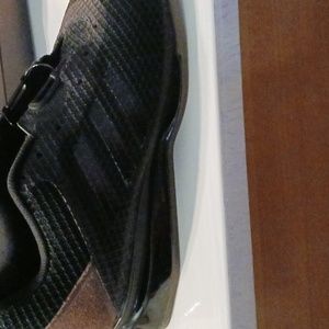Adidas Leistung weightlifting shoes